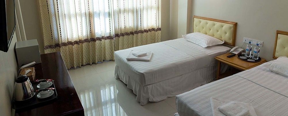 Hotel Lily The Home Thibaw Extérieur photo